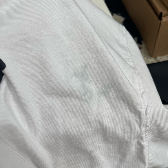 Fair Men’s Small Louis Vuitton Paris Logo Print Cotton T-shirt In White/Black - Picture 14 of 14